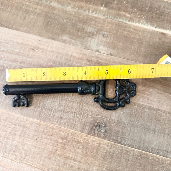 Key Large Vintage Black Skeleton Key Hidden Corkscrew black silver shelf decor - Picture 8 of 8